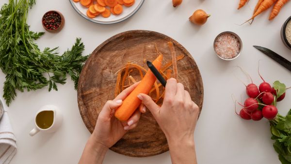 Should You Peel Carrots?
