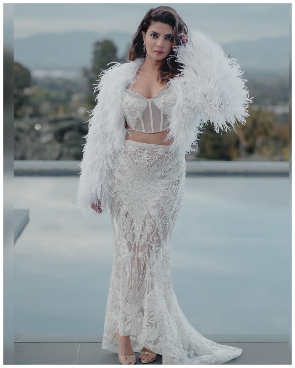 Priyanka Chopra Inspired Feather