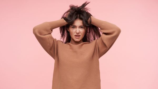 Tips To Manage Flyaway Hairs