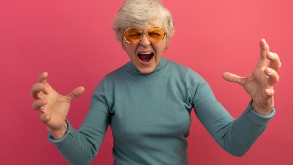 How To Manage Your Ageing Parents’ Anger