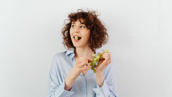 Eating Fruits On An Empty Stomach