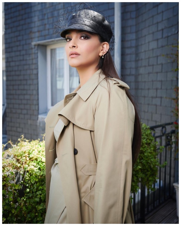 Sonam Kapoor’s Dior Ensemble At PFW 2023