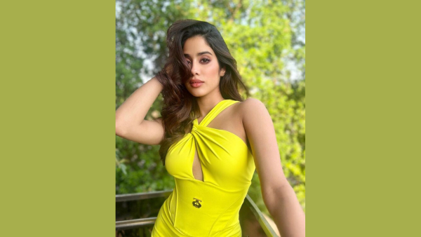 5. Janhvi Kapoors Fruit Mask 5. Janhvi Kapoors Fruit Mask