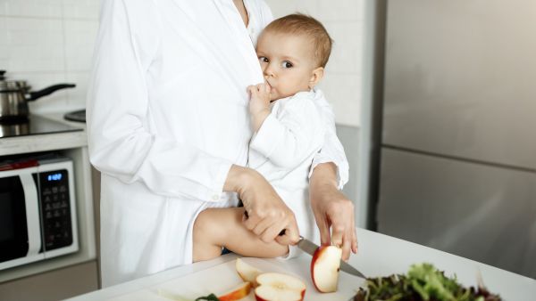 Tips For Breastfeeding In Public Tips For Breastfeeding In Public