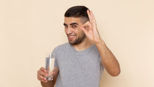 Effective hair care is essential for maintaining healthy and stylish hair, regardless of gender. For Indian men, who often face unique challenges due to the climate, genetics, and lifestyle factors, a tailored hair care routine is crucial. By following some simple yet effective tips, Indian men can achieve strong, lustrous, and well-groomed hair that enhances their overall appearance and confidence. 