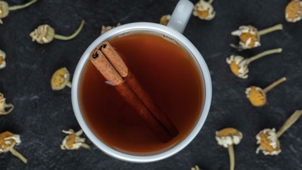 Chamomile Tea: Promoting Hormonal Balance