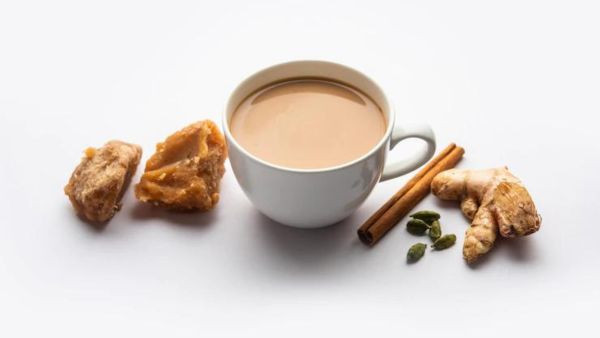 Indias Chai-Biscuit Ritua