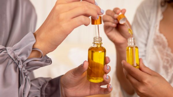 Three-Ingredient Oil For Hair Loss Three-Ingredient Oil For Hair Loss