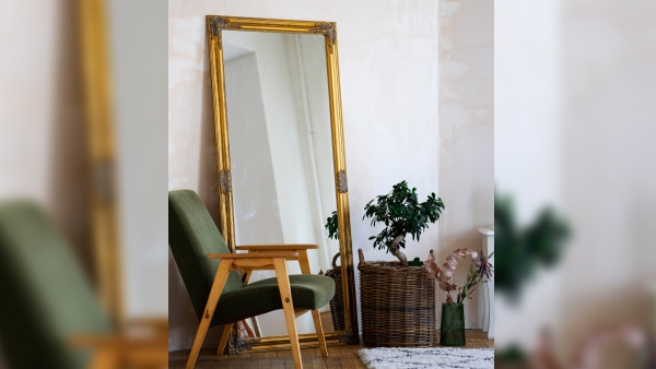 7 Reasons To Include Decorative Mirrors In Your Home 7 Reasons To Include Decorative Mirrors In Your Home