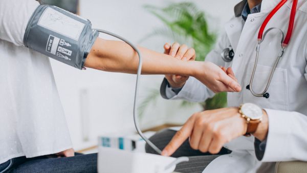 Foods To Manage High Blood Pressure