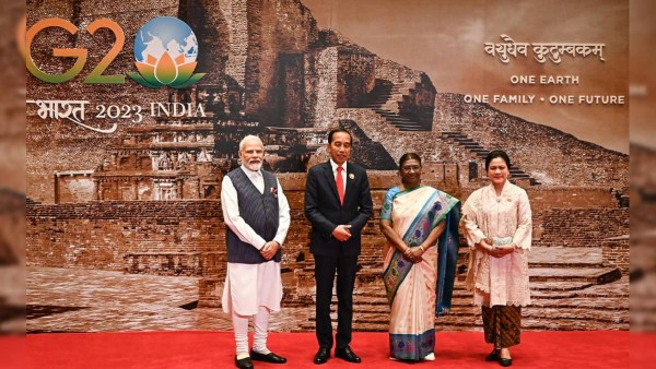 Indonesian President Joko Widodo and his wife Iriana Joko Widodo