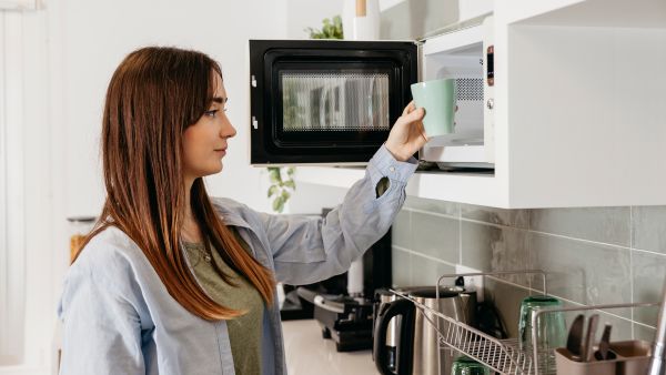 Is Your Microwave Giving You Cancer? Is Your Microwave Giving You Cancer?