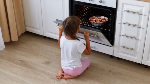 Is Your Microwave Giving You Cancer? Is Your Microwave Giving You Cancer?