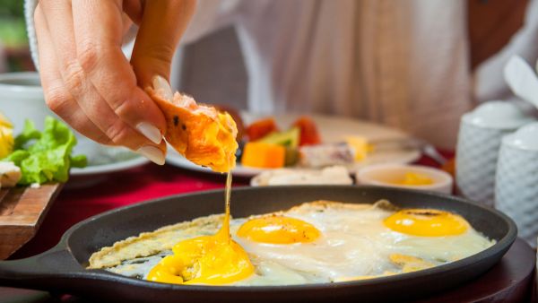 Vitamin D Deficiency: Eat Egg Yolks