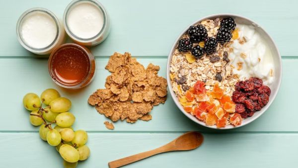 Breakfast in Maintaining Health Breakfast in Maintaining Health