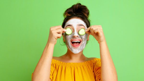 Ways To Use Cucumber Juice For Skincare