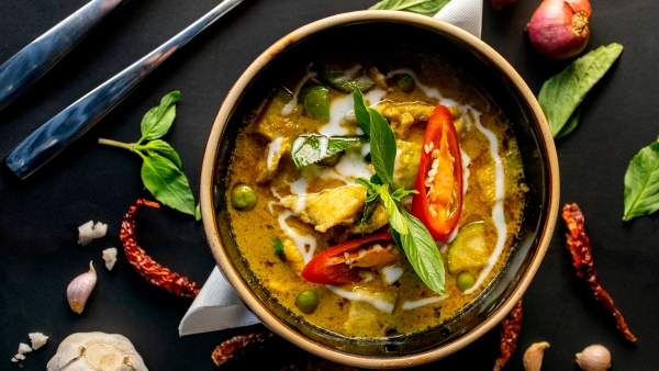 Top 5 Curries You Need to Taste