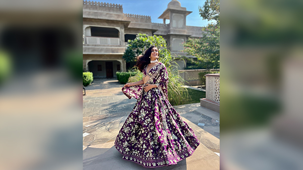 Mrunal Thakurs Floral Lehenga Mrunal Thakurs Floral Lehenga