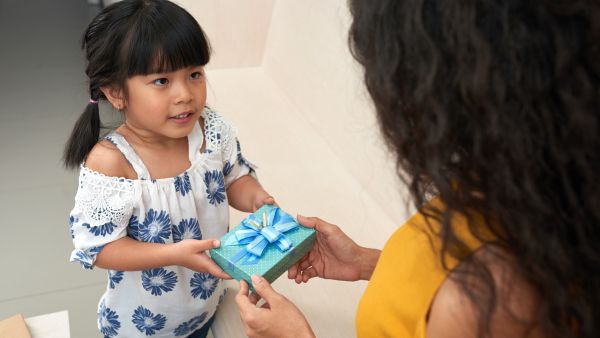 Tips To Teach Kids About Cleanliness