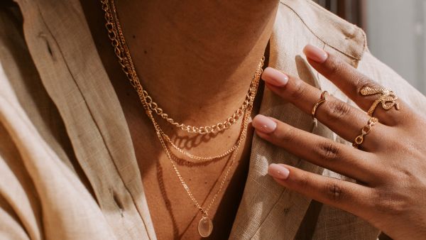 3 Super Bizarre Uses For Eggs