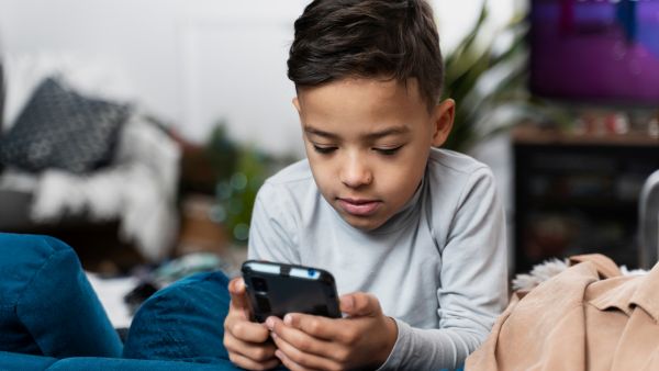 How To Monitor Kids’ Social Media Use?