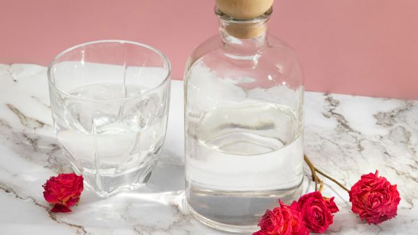 Turmeric And Rose Water For Pimples