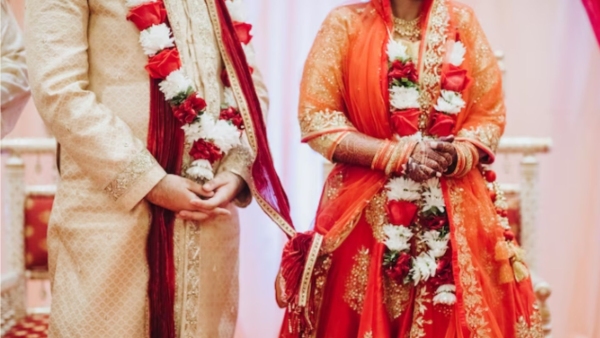 ‘Saat Phere Mandatory In Hindu Marriage