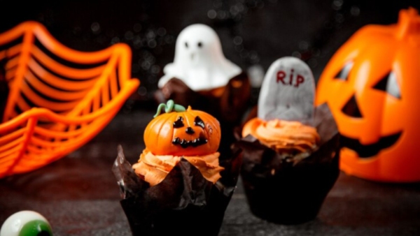 Halloween 2023: Weird And Gross Candies From Across The World That Are Hauntingly Delicious Halloween 2023: Weird And Gross Candies From Across The World That Are Hauntingly Delicious