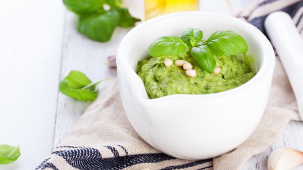 Woman Paralyzed From Eating Pesto Sauce Woman Paralyzed From Eating Pesto Sauce
