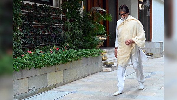 Amitabh Bachchan Gifts His Pratiksha Bungalow To Daughter Shweta Nanda, Know More About The House Interiors! Amitabh Bachchan Gifts His Pratiksha Bungalow To Daughter Shweta Nanda, Know More About The House Interiors!