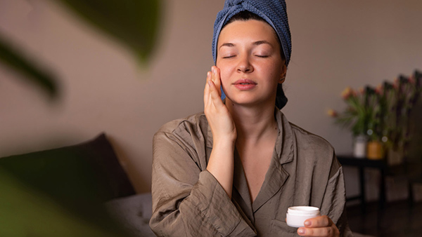 Best Nighttime Skincare Routine To Treat Your Skin Well, Check 9 Practical Tips!