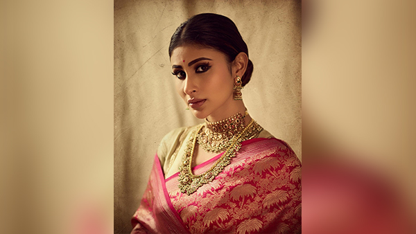 Mouni Roys Dramatic Eyes Makeup Look