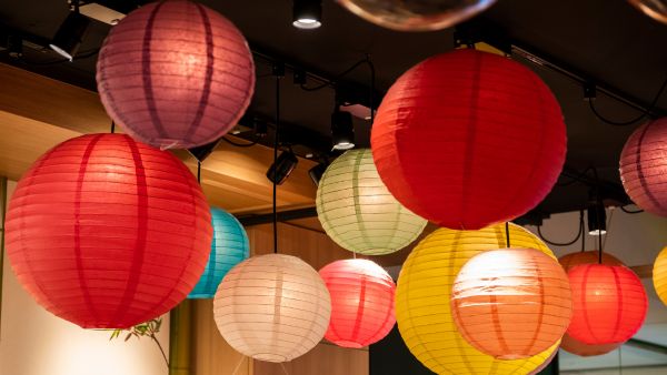 How To Make DIY Lanterns For Diwali