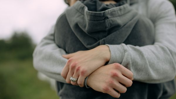 Benefits Of Hugs And Hugging