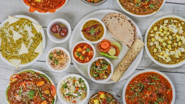 Stay Festive And Bloat-Free