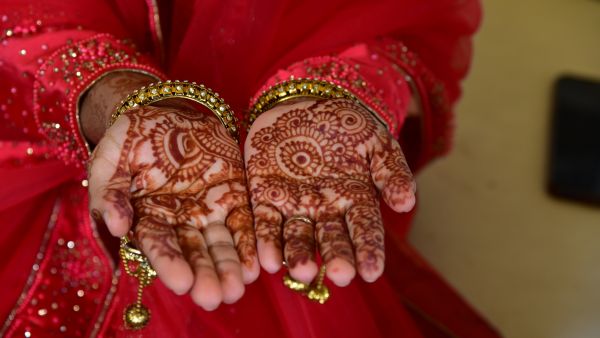 Quick Tips To Make Mehendi Colour Darker