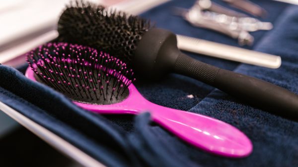 Guide To Choosing The Perfect Hairbrush