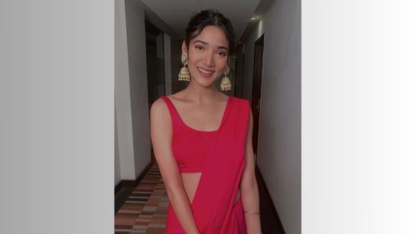 Medha Shankar Plain Saree