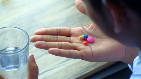 Pill Swallowing With These Tips