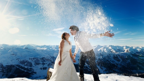 Year Ender 2023: Cool Winter Wedding Photoshoot Ideas For Couples