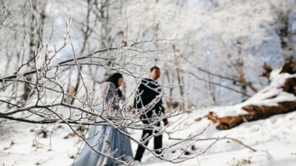 Year Ender 2023: Cool Winter Wedding Photoshoot Ideas For Couples