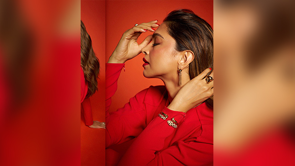 Festive And Fab: 6 Radiant Christmas Party Makeup Looks Inspired From B-Town Beauties!