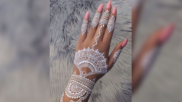 Year Ender 2023: 7 Mehendi Designs That Will Be Trendsetting In 2024 Year Ender 2023: 7 Mehendi Designs That Will Be Trendsetting In 2024