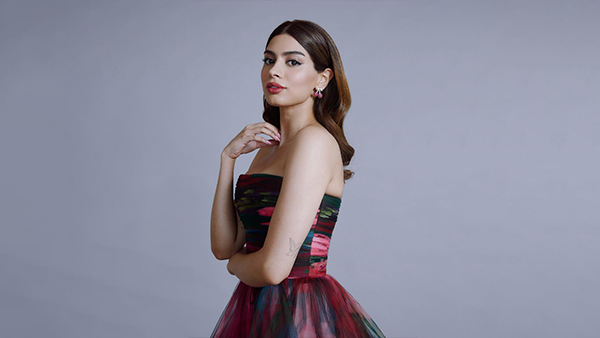 Festive And Fab: 6 Radiant Christmas Party Makeup Looks Inspired From B-Town Beauties!