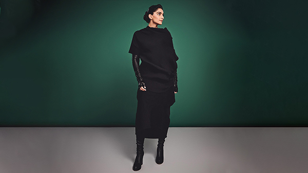 Monochrome Style Monochrome Style