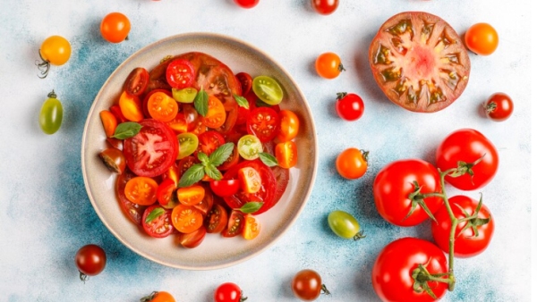 What Is The History Behind Calling Tomato As The Devil Fruit, Why Its Journey Is Marked By Suspicion And Fear!