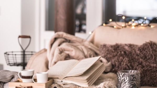 Transforming Your Home Into A Winter Wonderland: 10 Inspiring Decor Ideas