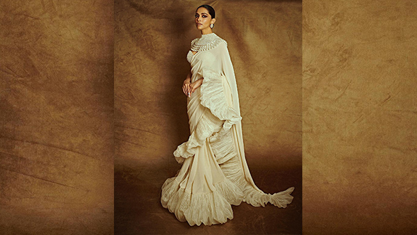 6 Unique Saree Draping Ideas Inspired By Bollywood Celebs To Steal The Spotlight 6 Unique Saree Draping Ideas Inspired By Bollywood Celebs To Steal The Spotlight