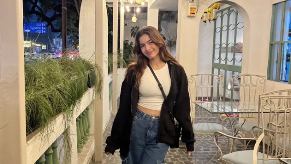 Woman Asks Her Match On Tinder Why She Should Date Him, He Replies With A PowerPoint Presentation