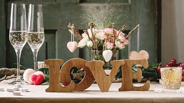 Valentines Day 2024: 8 Dining Decor Ideas To Set The Ultimate Mood At Home